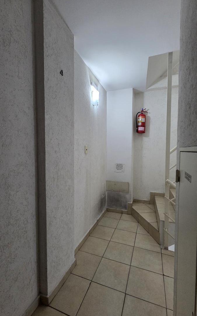 Foto de DEPARTAMENTO 1 DORMITORIO EN VENTA zona facultad de abogacia UNR, imagen 3
