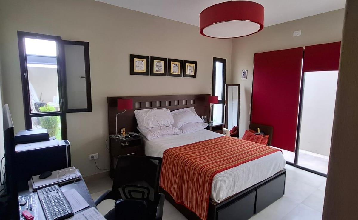 Casa en Venta – Vía Aurelia 2