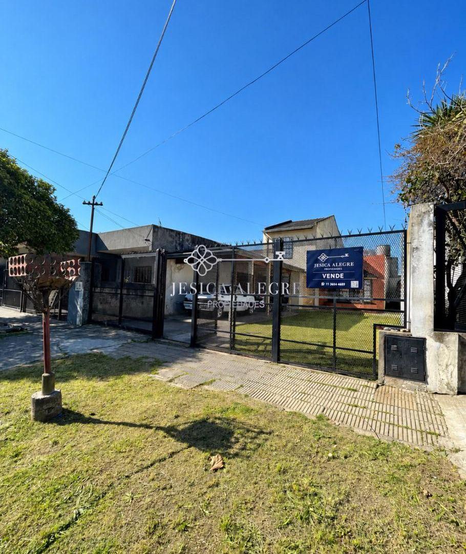 Foto de VENTA DE CASA EN BERAZATEGUI, imagen 1