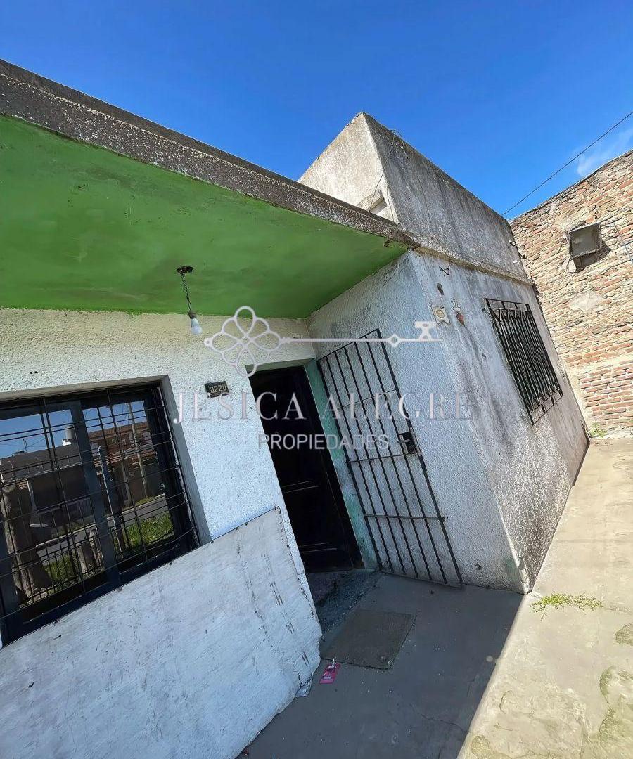 Foto de VENTA CASA A RECICLAR EN QUILMES, imagen 1