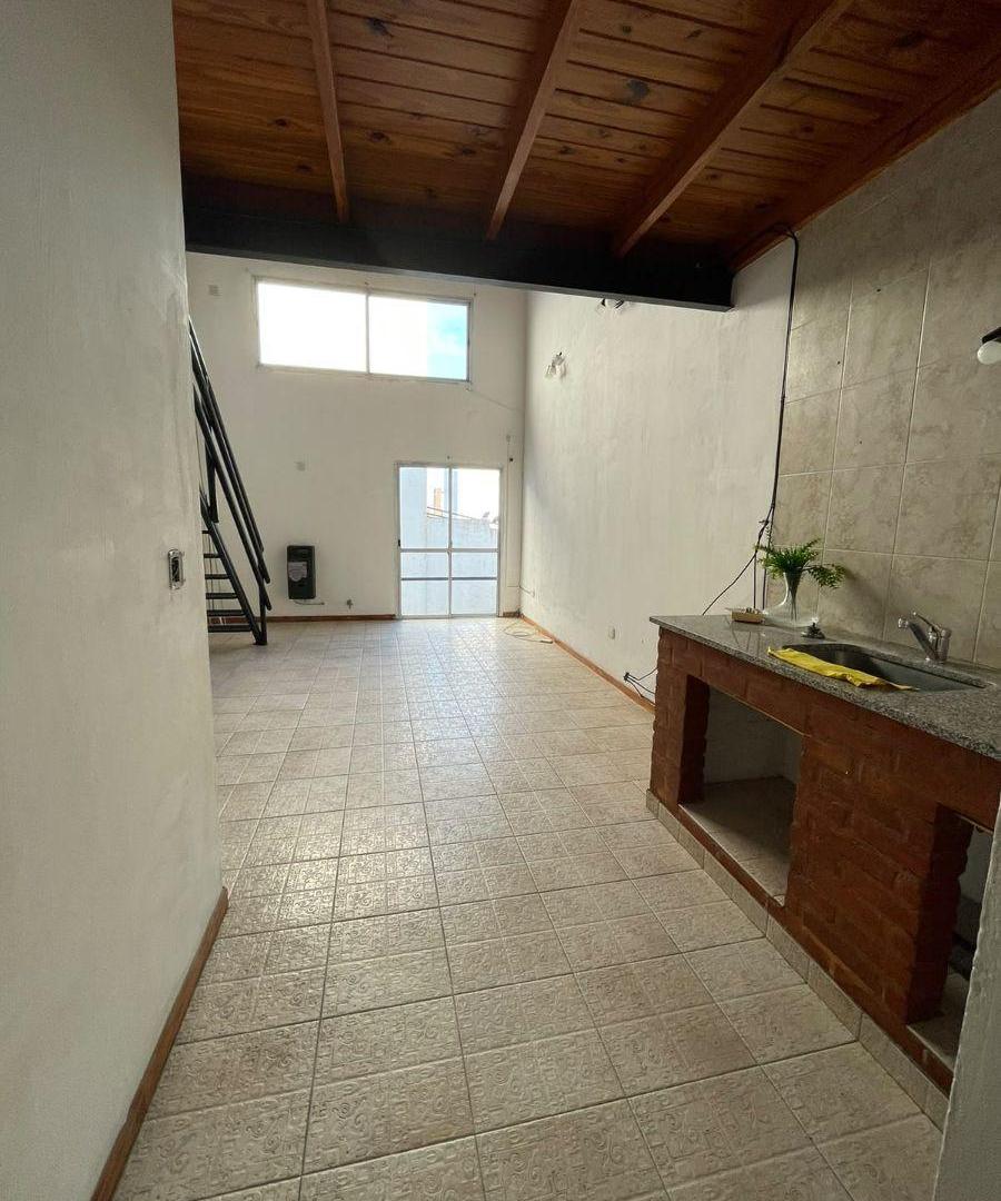 Foto de ALQUILER DUPLEX CRUCE VARELA, imagen 3