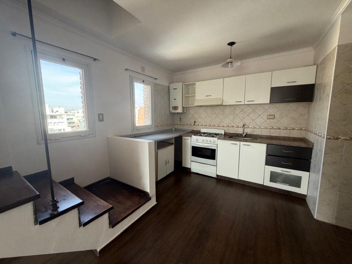 Foto de ALQ. DOS DOR. CON TERRAZA PROPIA EN SARMIENTO Y OVIDIO LAGOS, imagen 5
