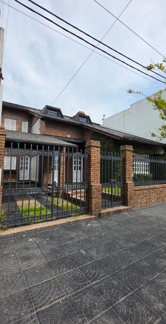 Foto de Casa en venta 14 e 40 y 41, 4 dormitorios, 4 baños, imagen 1