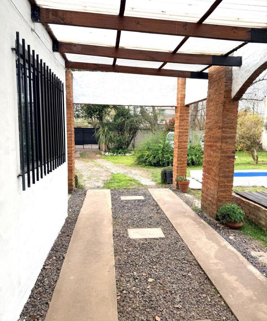 Foto de Casa sobre lote de 800 m² , 28 entre 452 y 453, City Bell, imagen 4