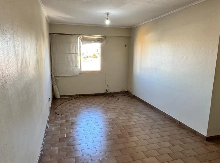 Plaza Güemes. Departamento de 3 Dormitorios. 2