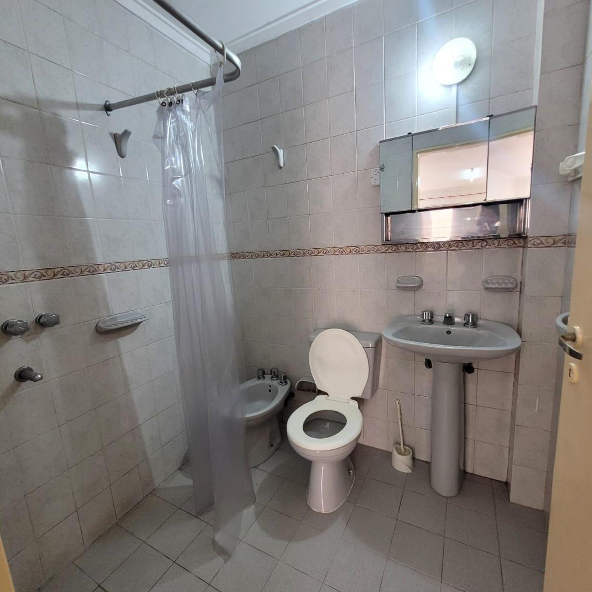 Oferta Apto Crédito - Venta Depto 1 Dormitorio Zona Hospital Cullen 4