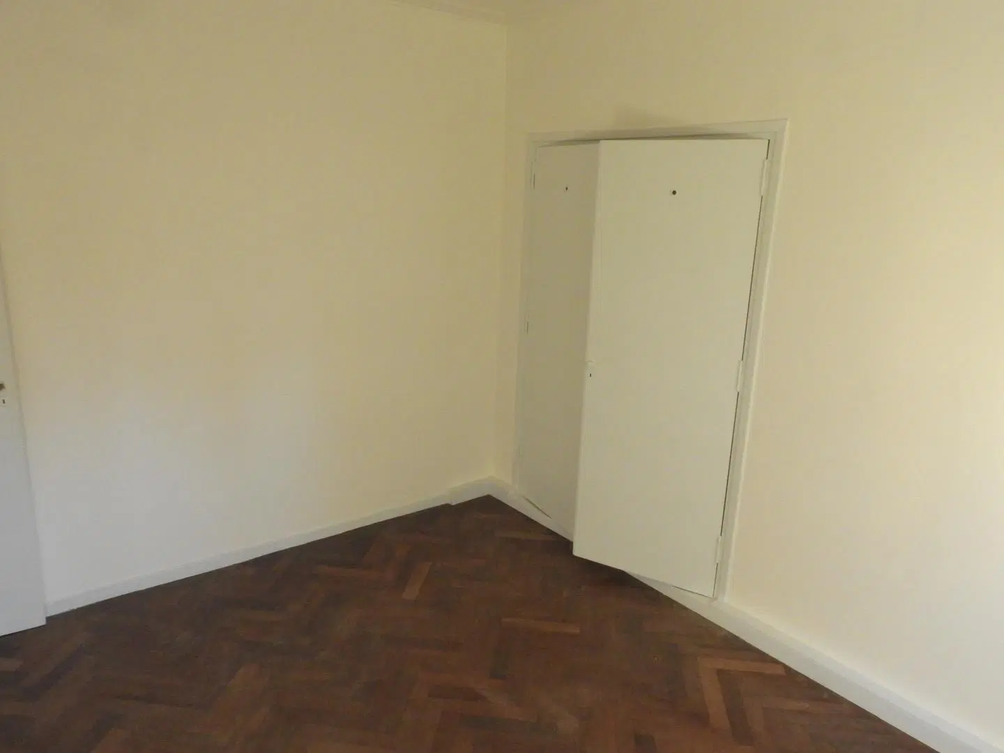 Departamento tres ambientes en alquiler por 24 meses 5