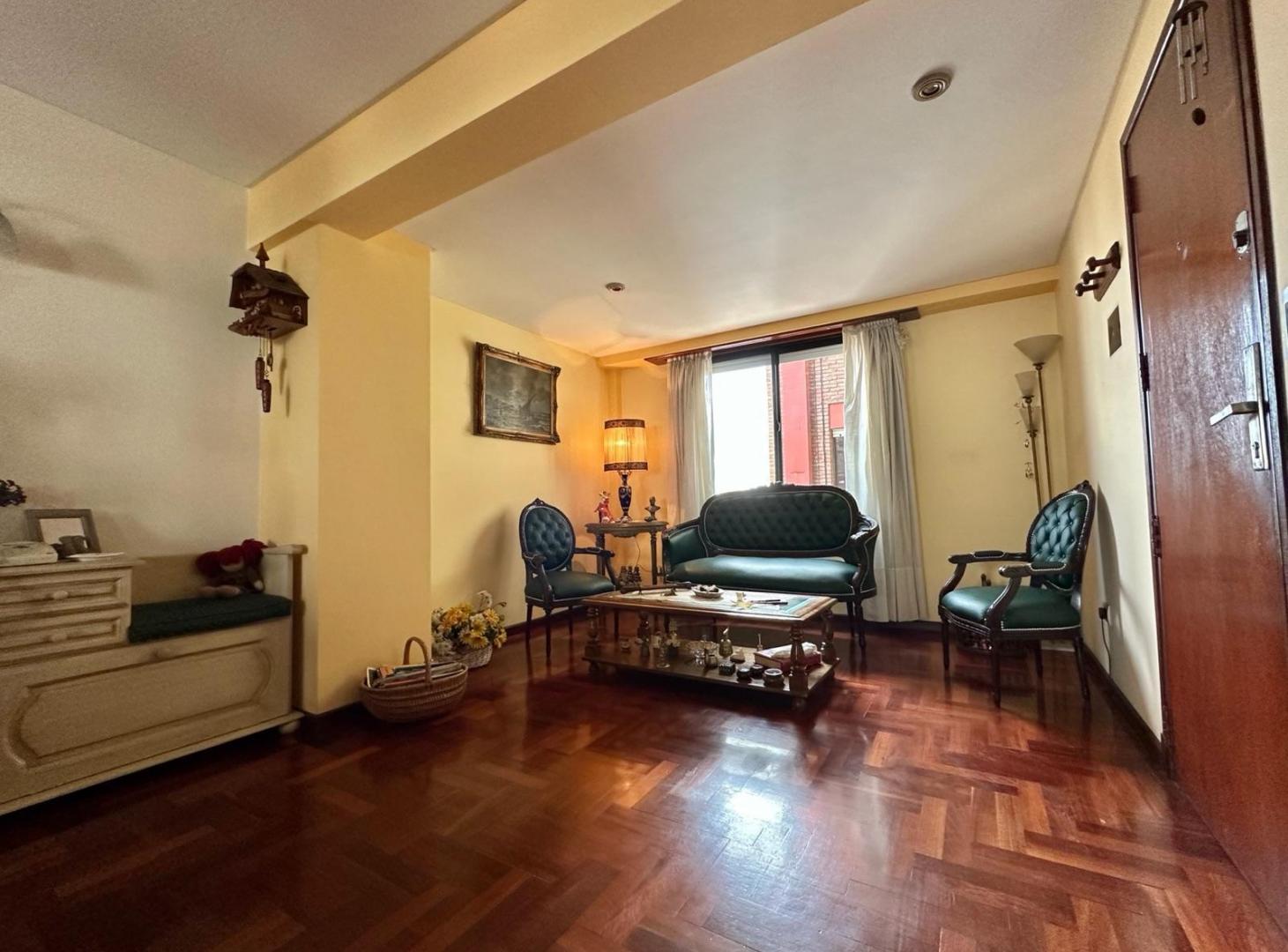 Foto de Espectacular departamento en Duplex. 4 ambientes con cochera, imagen 3