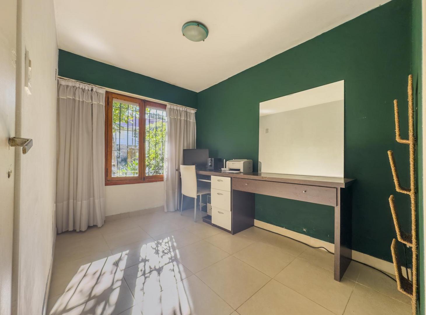 Foto de Hermoso chalet con parque en venta en barrio Estrada, imagen 5