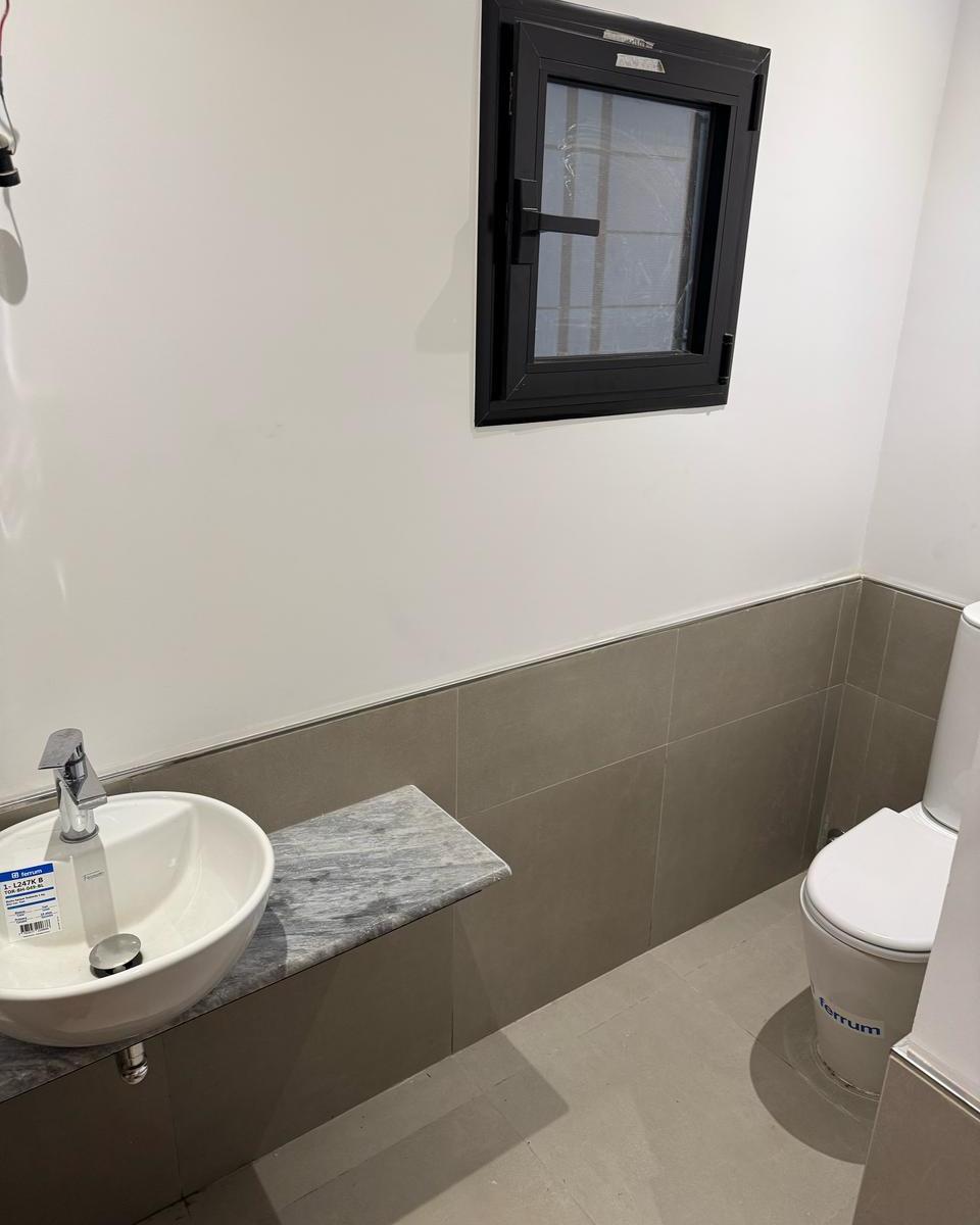 Dueño Directo Vende Casa 3 Plantas de 8 Amb Jardin Pileta Quincho 2