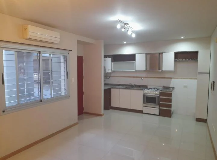 Departamento con cochera 2