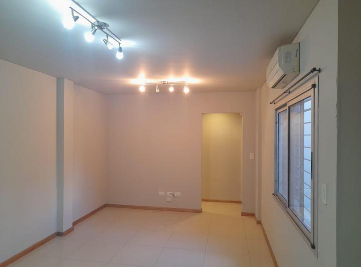 Departamento con cochera 4