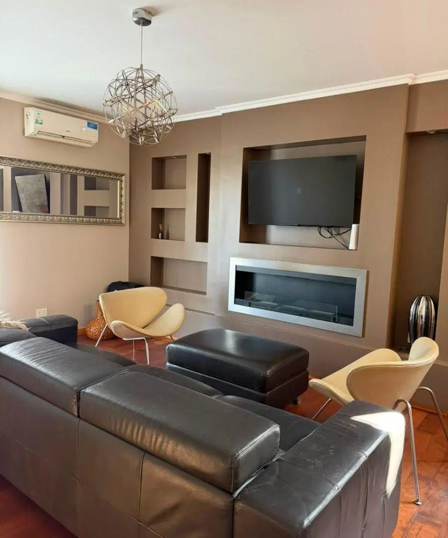 Casa en Los Troncos, completamente amueblada, 6 ambientes 5