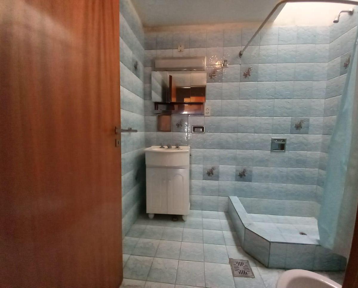 PH de Tres Ambientes Al Frente con Patio Sin Expensas 5