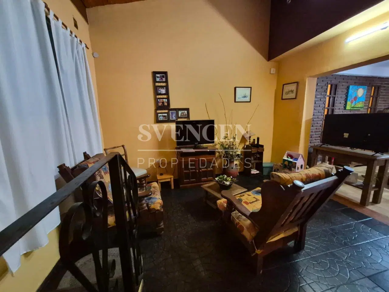 Casa 5 ambientes con pileta en Quilmes 4