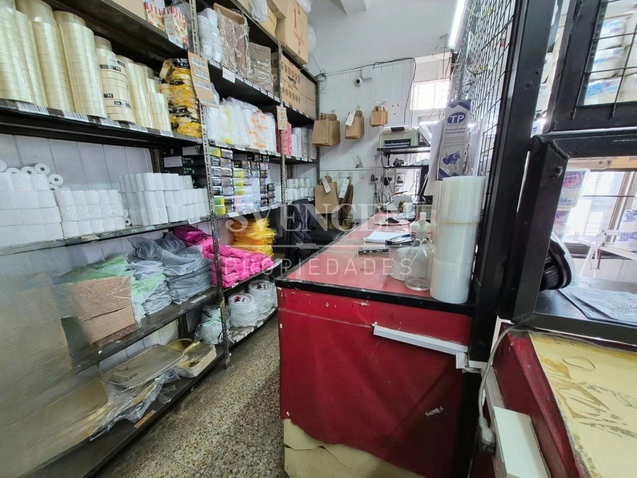 Foto de Local de 60 m² en venta en Bernal Oeste. Muy linda esquina., imagen 4