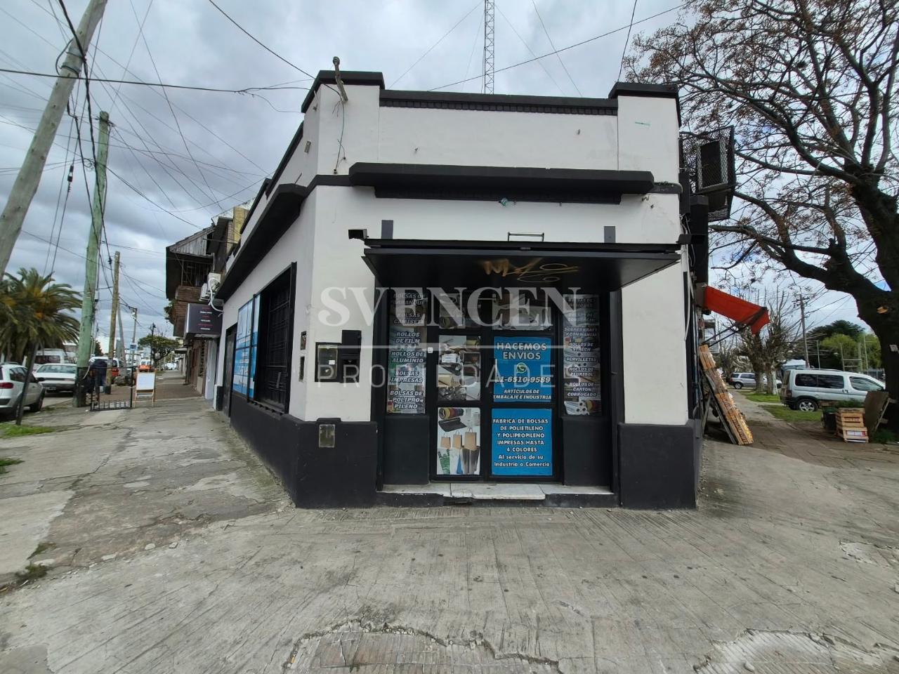 Foto de Local de 60 m² en venta en Bernal Oeste. Muy linda esquina., imagen 1