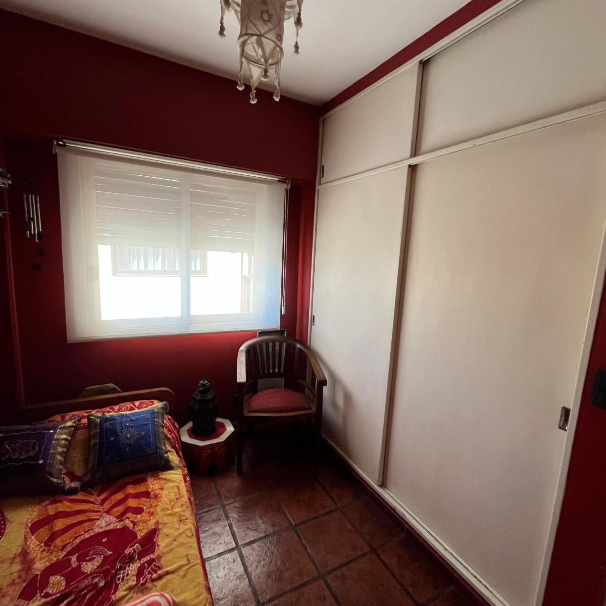 Departamento de 4 Ambientes con Espacio Guardacoches! 2