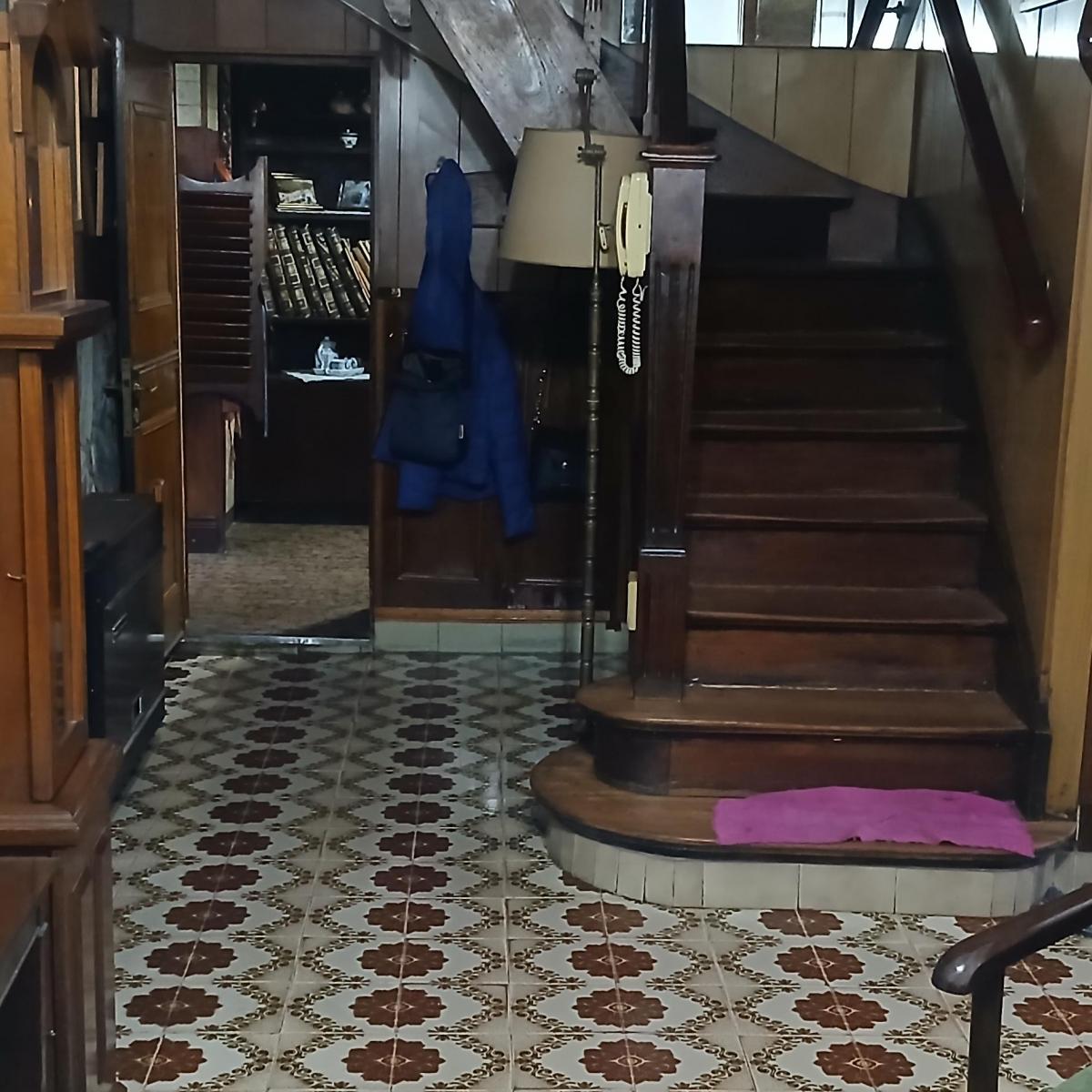 Chalet Dos Plantas, 6 Ambientes. Chacarita 1