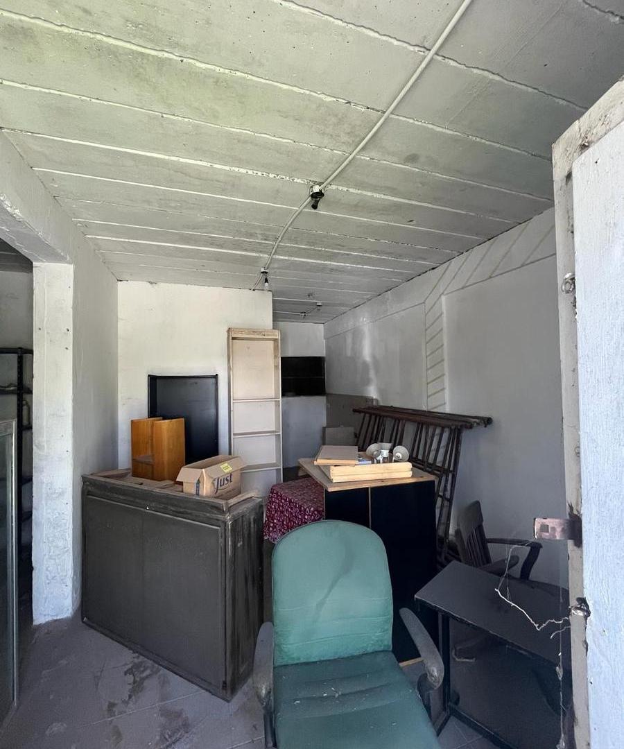 Foto de Locales al frente y estructura para montar galpon apto comercial, imagen 5