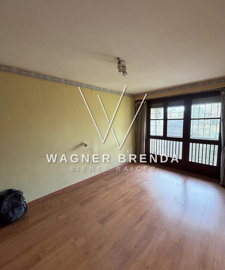 Foto de Casa de 4 dormitorios con parque y piscina en venta en calle 3 entre 34, imagen 3