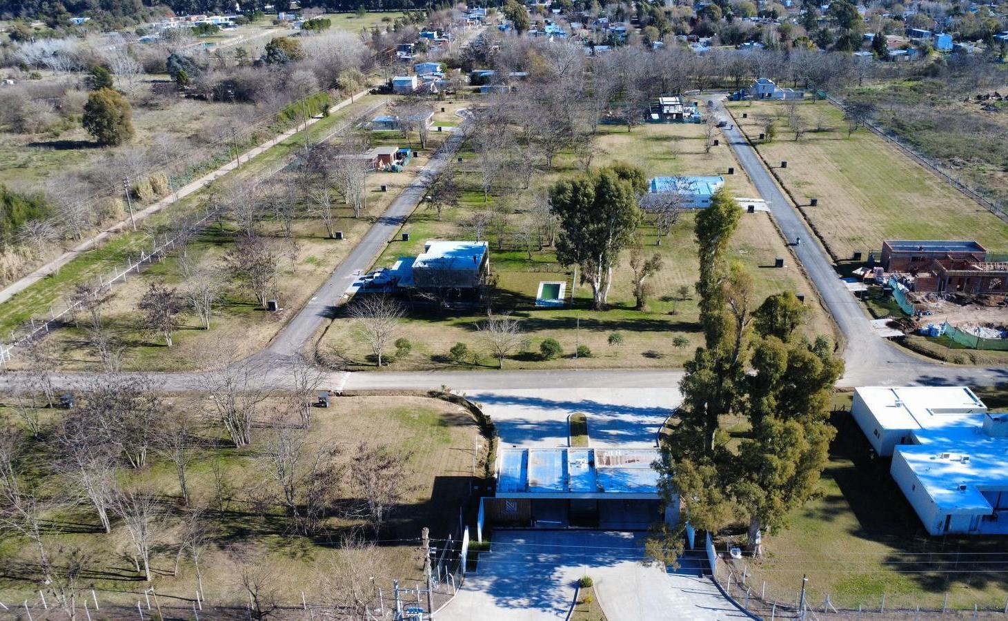 Foto de Lote en venta Barrio North Bell, imagen 2