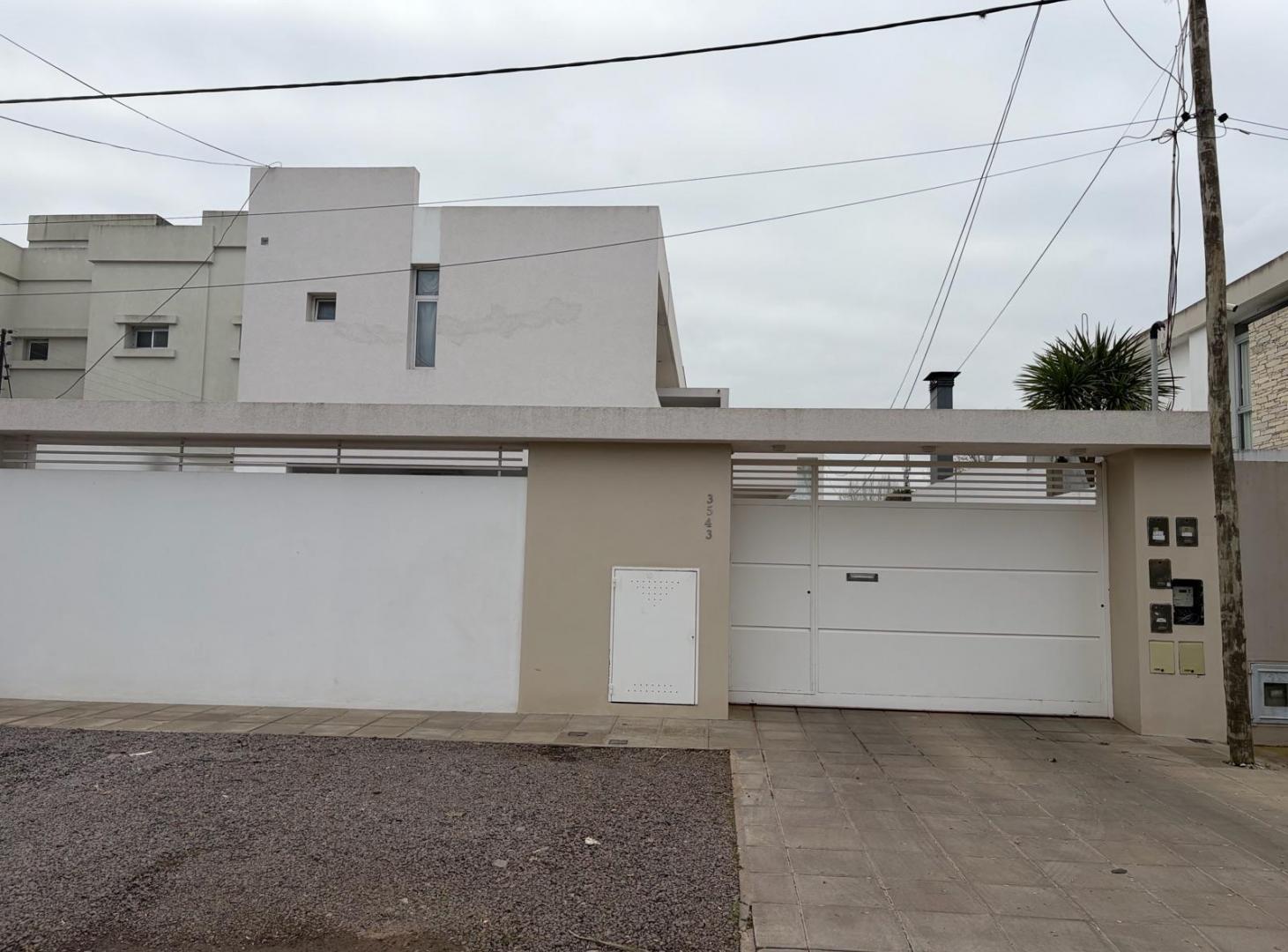 Foto de Duplex en venta en Gonnet, imagen 3