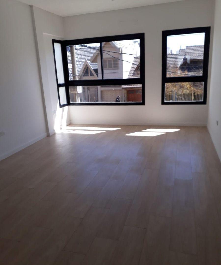 Foto de GOBERNADOR COSTA 100- VENTA DEPARTAMENTO CON COCHERA RAMOS MEJIA, imagen 5