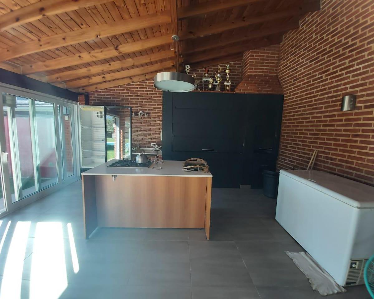 Casaquinta 5 Ambientes en Venta. Canning 4