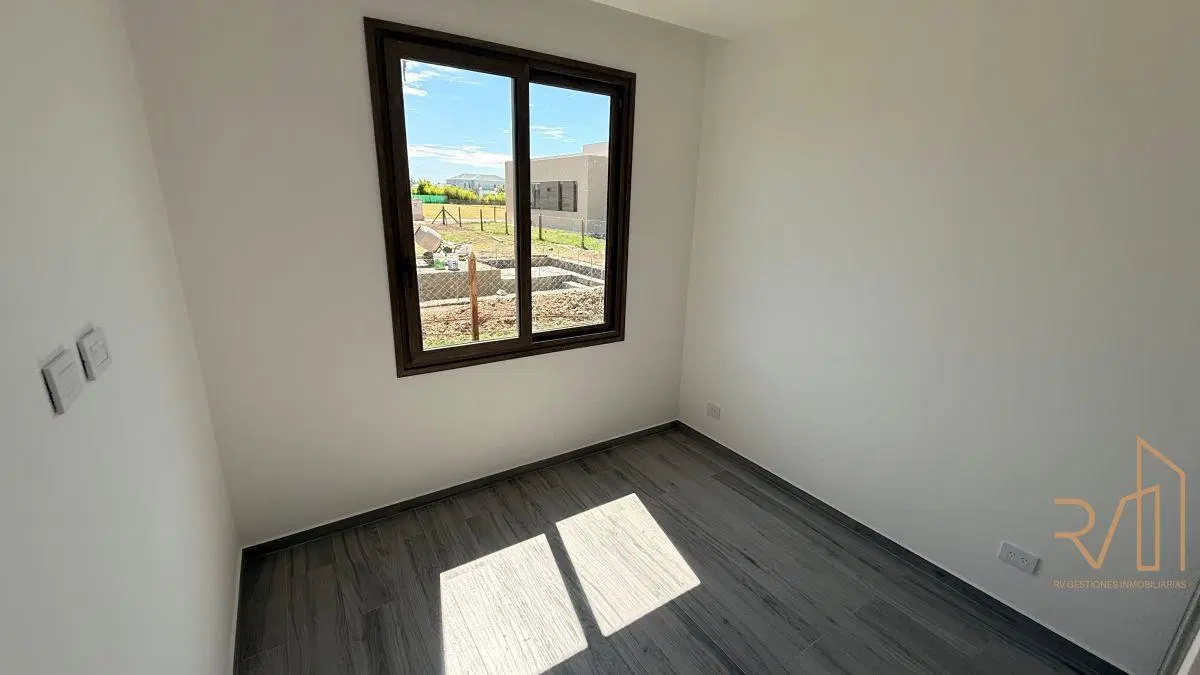 Casa 4 ambientes a estrenar - Fincas del Alba 8