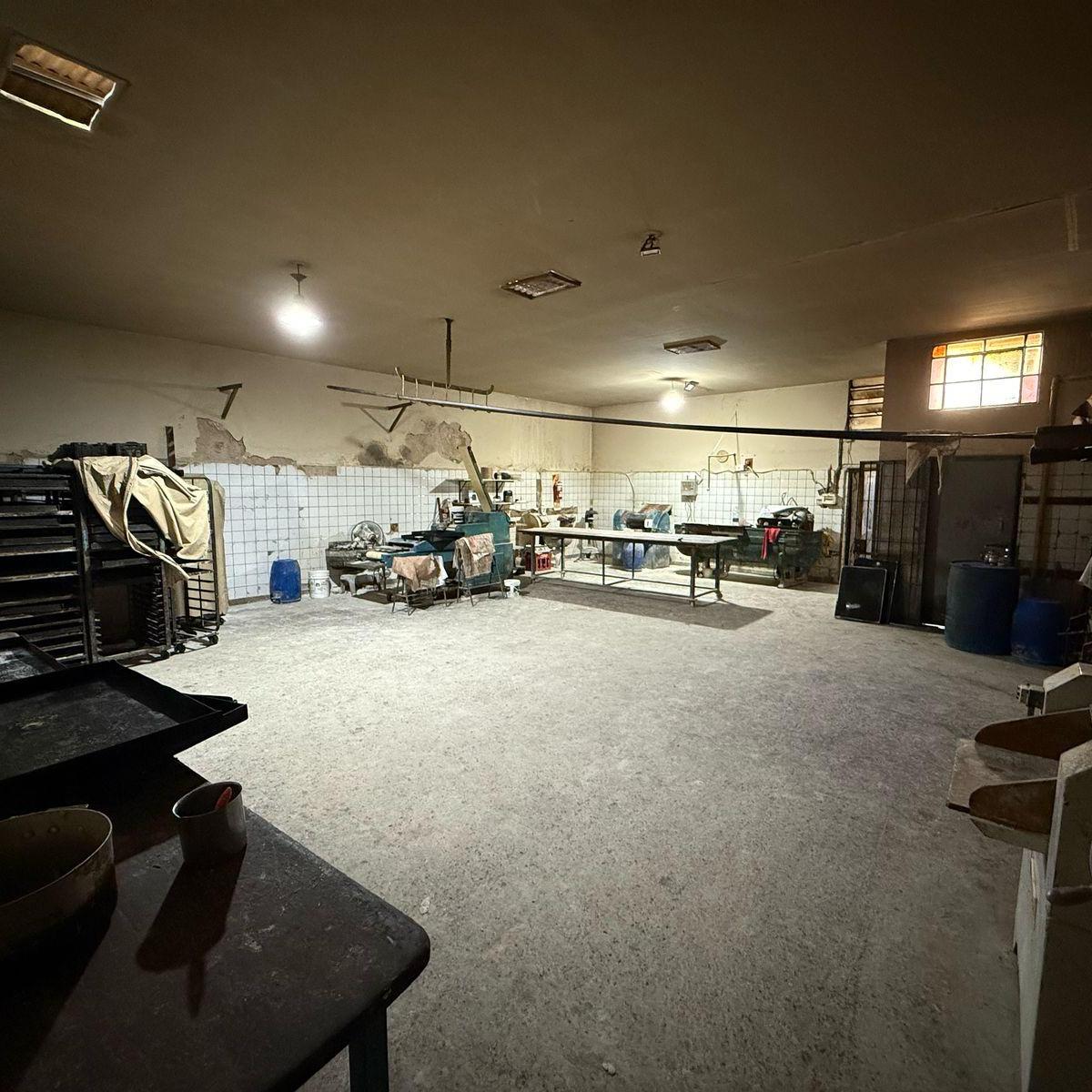 Terreno/galpón en Venta - Pompeya 5