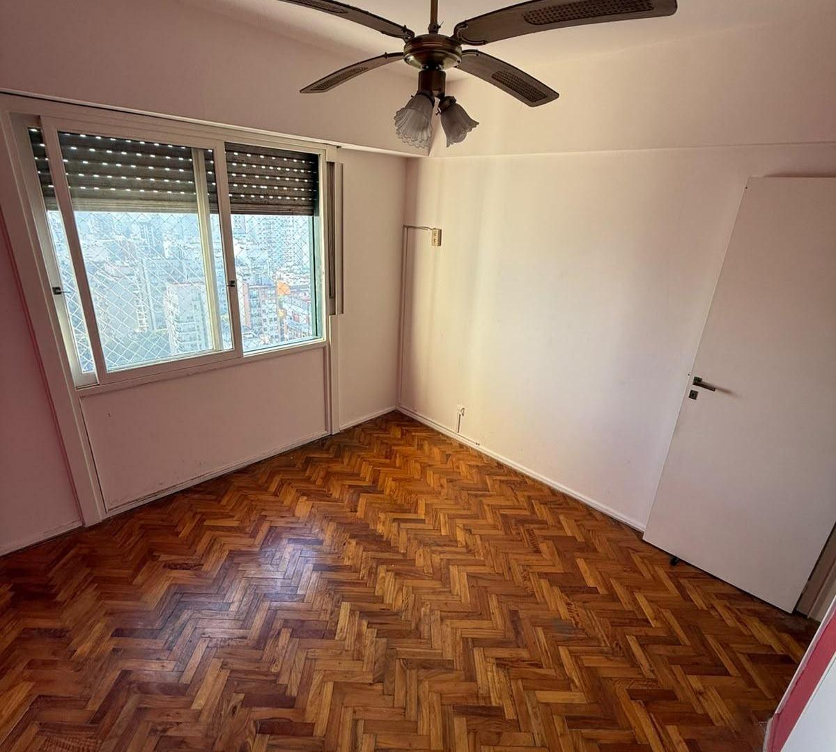 Foto de DEPARTAMENTO DE DOS AMBIENTES EN ALQUILER - CABALLITO, imagen 2