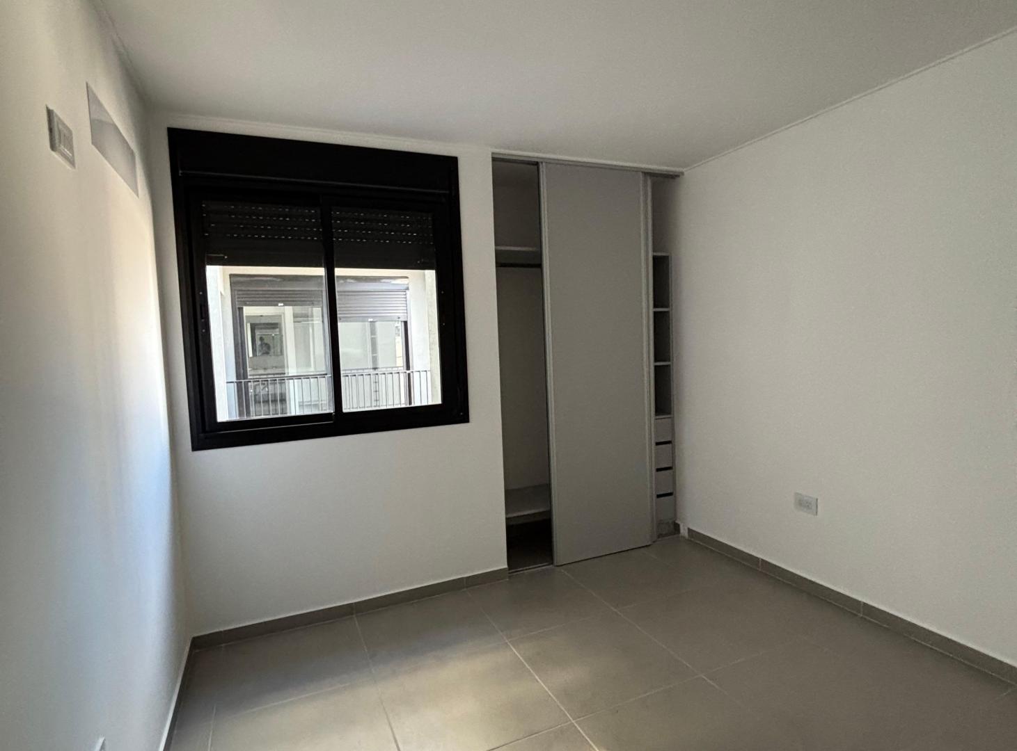 Foto de Departamento 2 dormitorios c/balcón | General Paz, 25 de mayo | Piscina, imagen 2