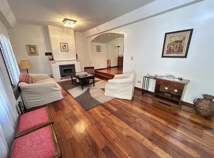 Impecable Casa 3 Dormitorios y Jardin en la mejor zona de Martinez, vías a Libertador 2