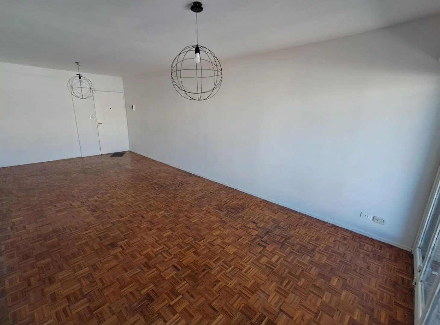 Departamento de 3 Ambientes en Alquiler con Cochera en Acassuso. 5