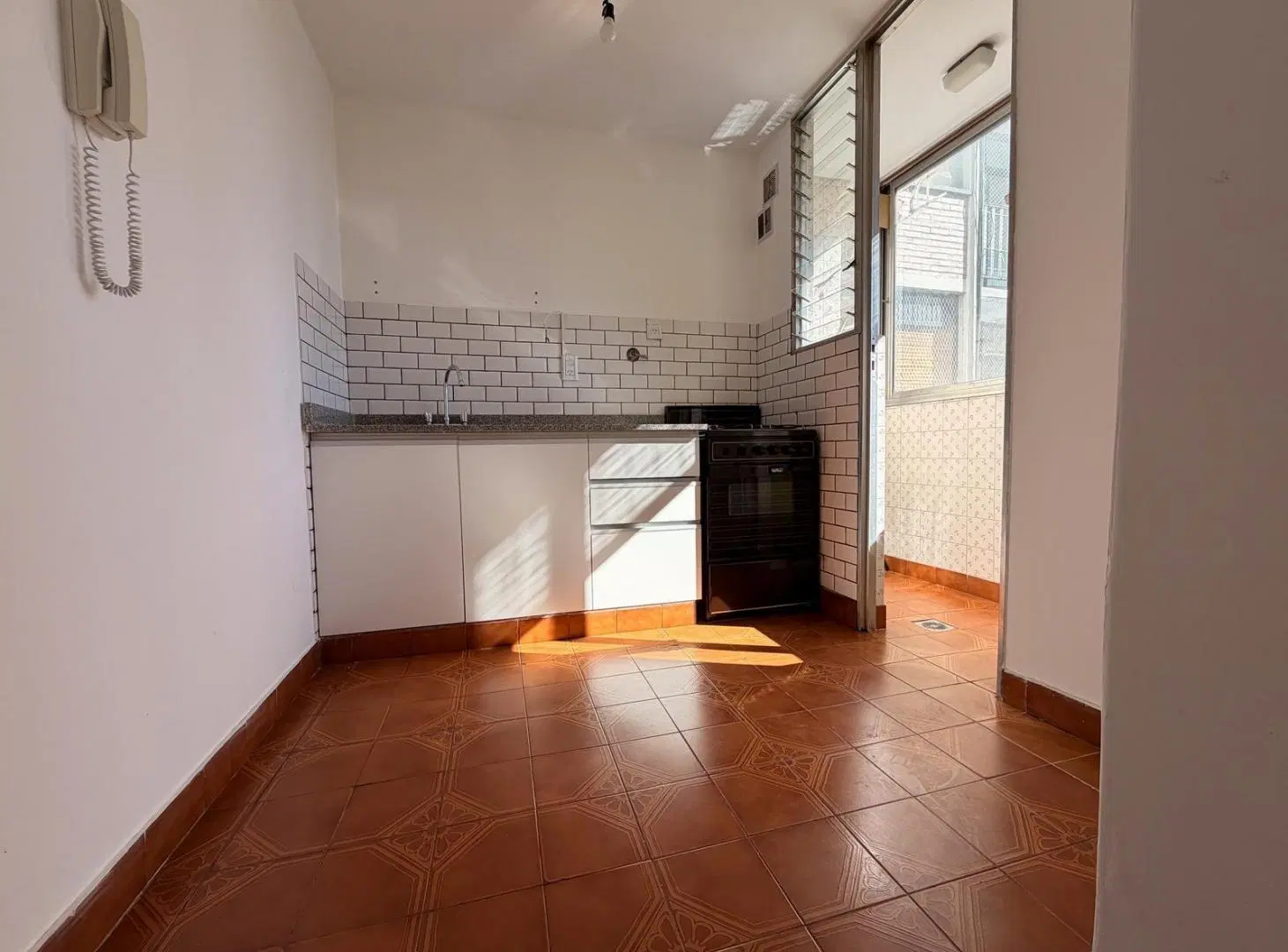 Departamento en Alquiler de 2 Ambientes en Acassuso 3