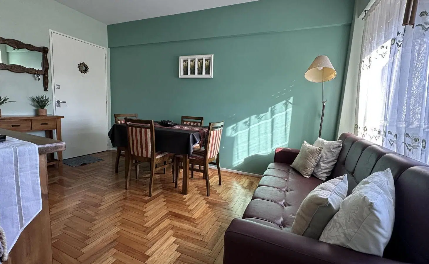 Departamento en Venta de dos Ambientes en Floresta 4