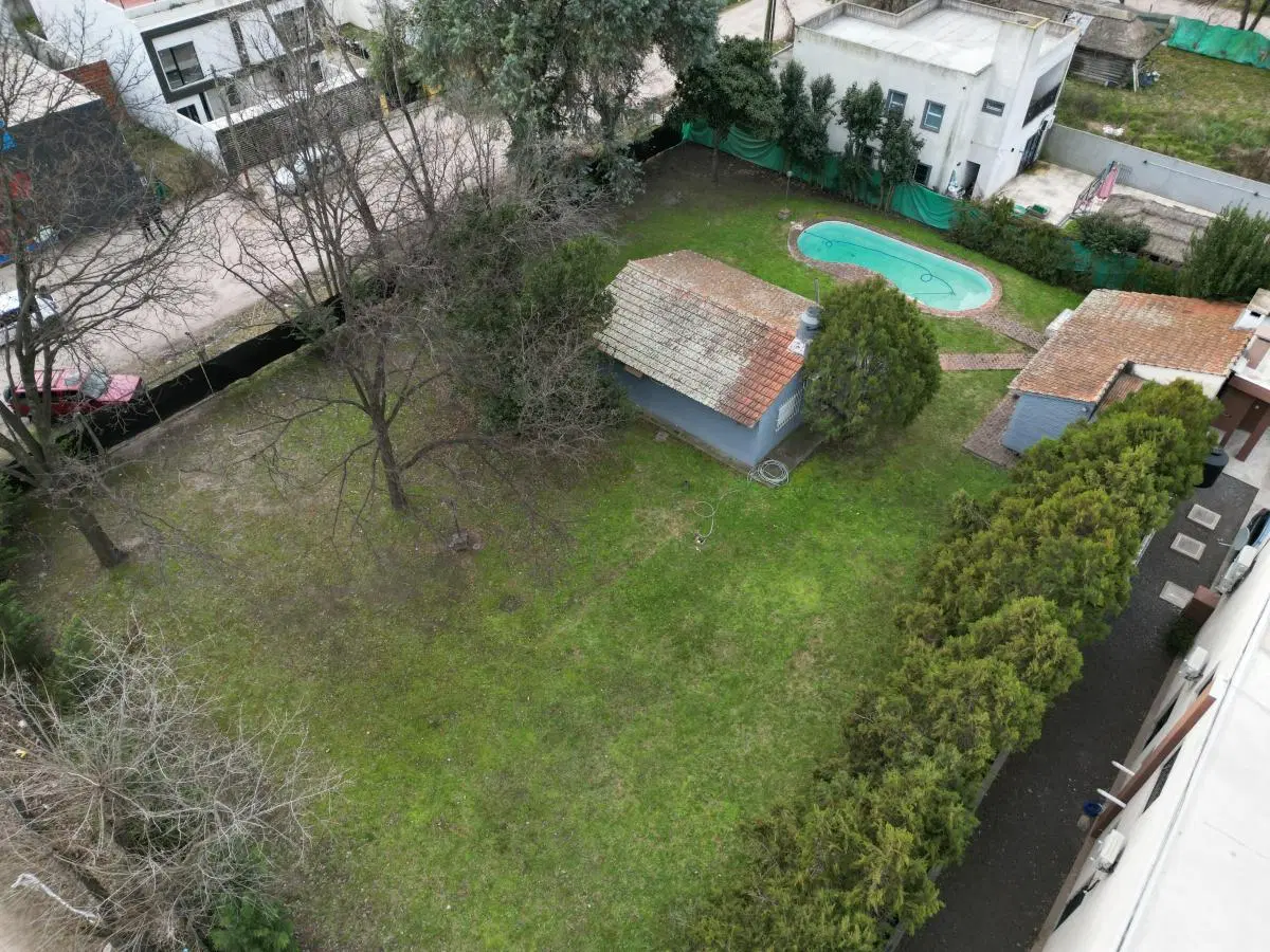 Terreno en Venta Apto Desarrollo Residencial y/o Comercial en Pilar 8