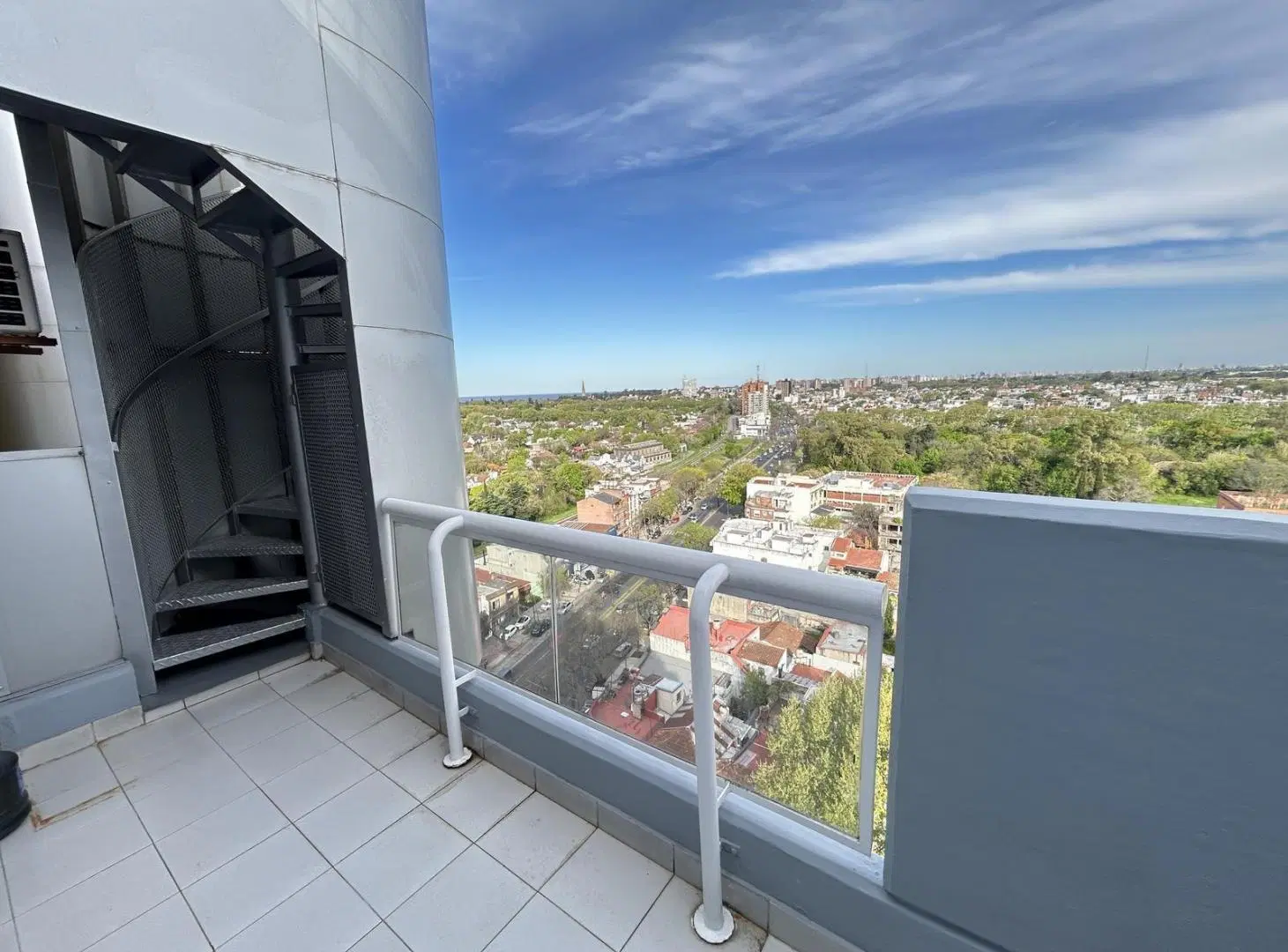 Departamento en Venta 2 Ambientes con Terraza Propia en Beccar 4