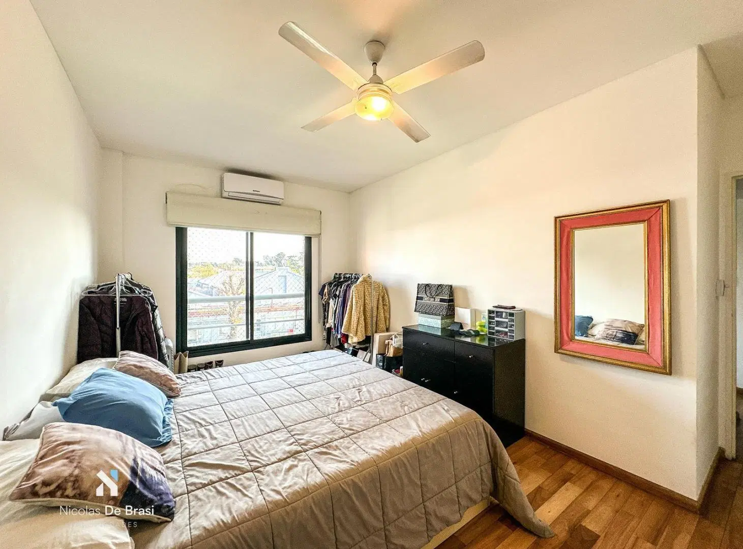 Venta Departamento 4 Ambientes Terraza Propia en El Solar de San Isidro 3