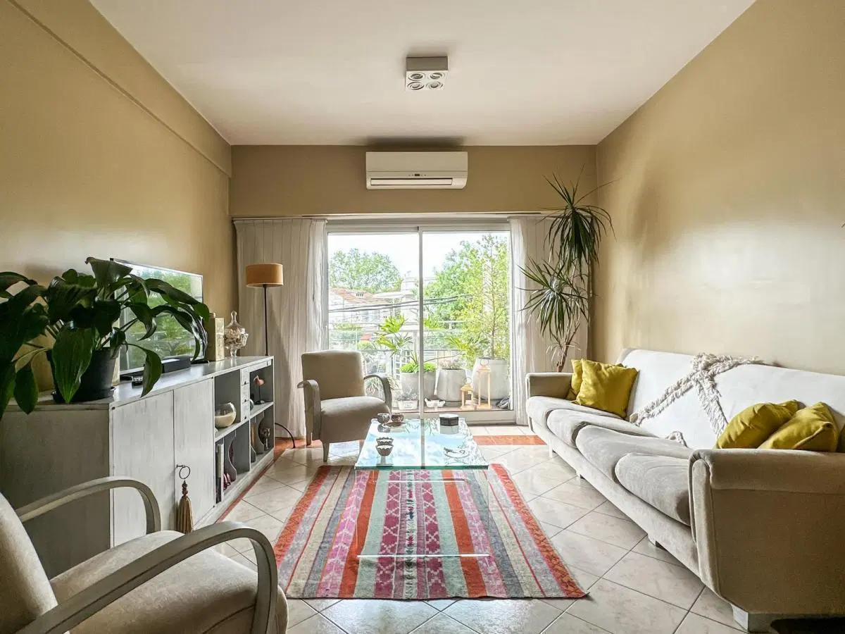 Venta Departamento 4 Ambientes con Patio Balcón y Terraza en Beccar 1