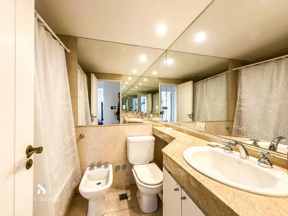 Venta Departamento 4 Ambientes Terraza Propia en El Solar de San Isidro 5
