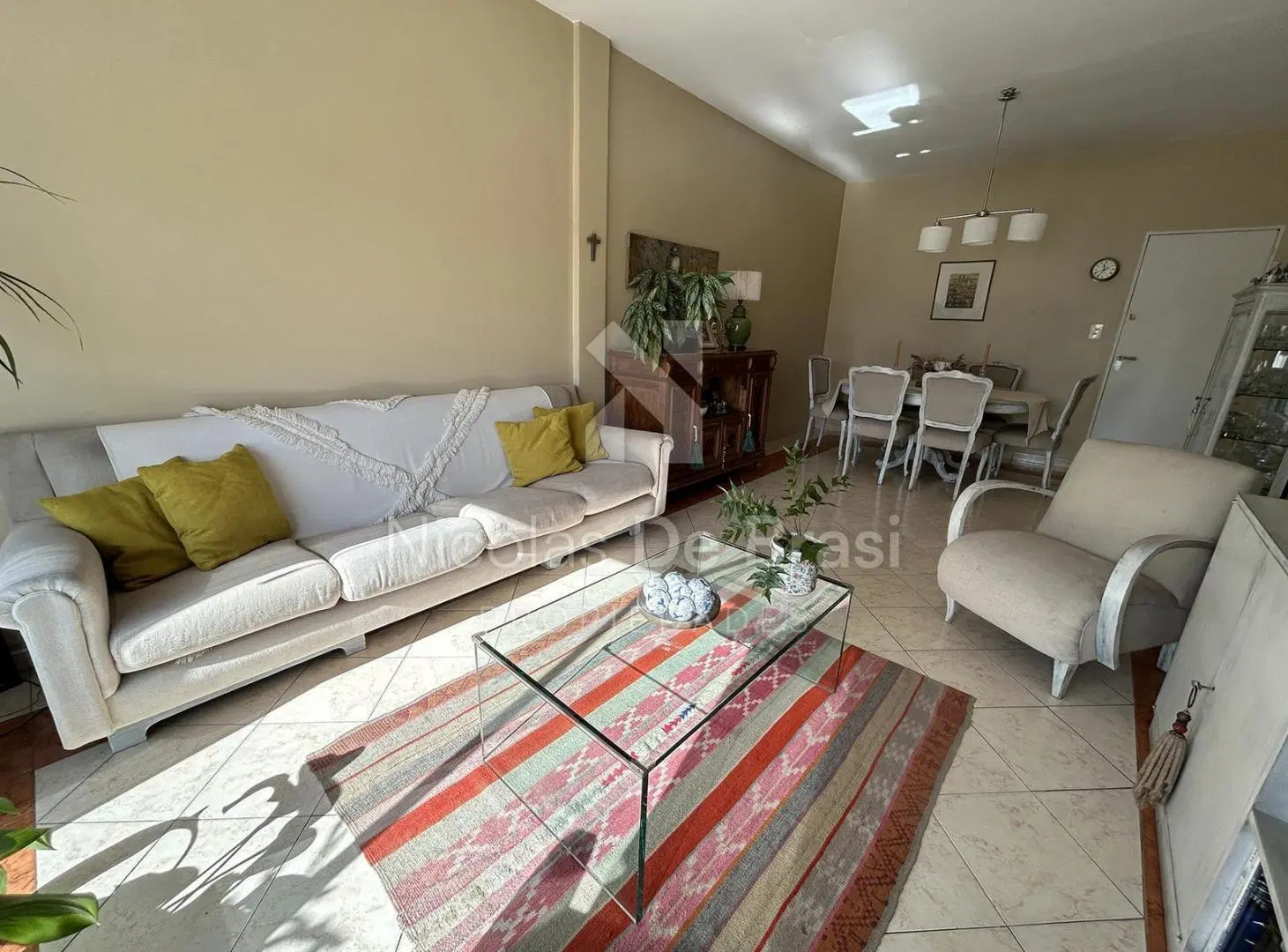 Venta PH 4 Ambientes con Patio Balcón y Terraza en Beccar 2