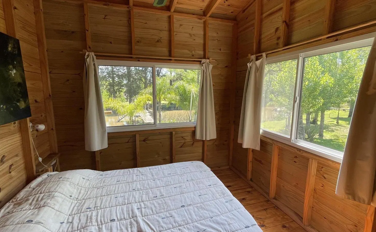 Venta Cabaña de 3 ambientes con muelle privado Delta Tigre 8