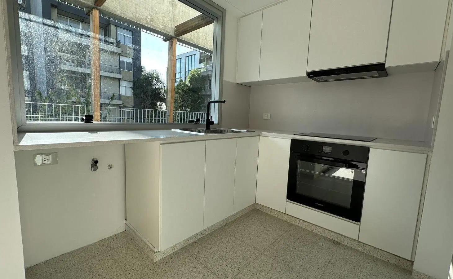 Departamento en Alquiler de 3 Ambientes con Balcón en La Lucila, Vicente López 5