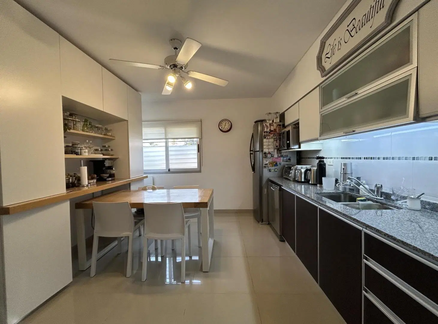 Triplex en Venta con 3 Dormitorios, Patio y Parrilla en Olivos 3