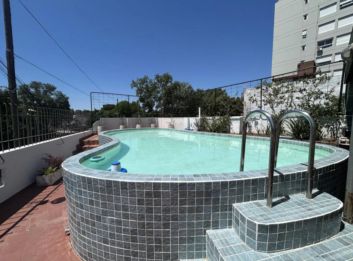 Casa en Alquiler Temporario 4 Dormitorios Terraza y Pileta en Beccar 4