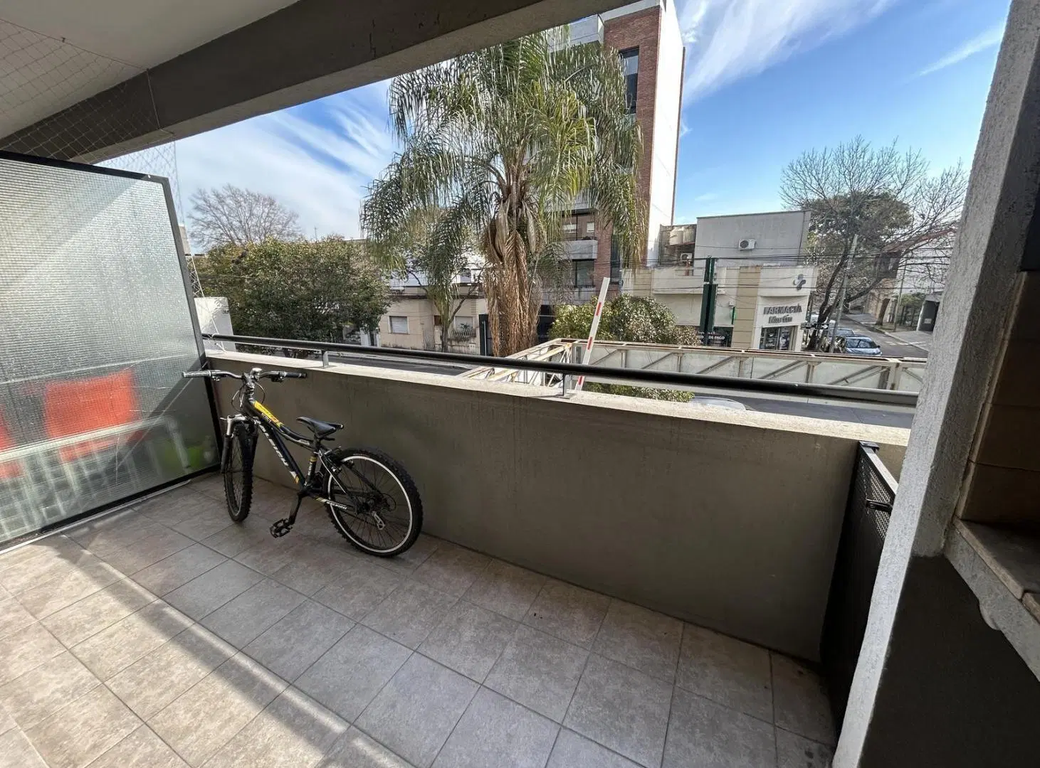 Monoambiente en Venta con Balcón, Parrilla y Cochera Cubierta, en Florida. 8
