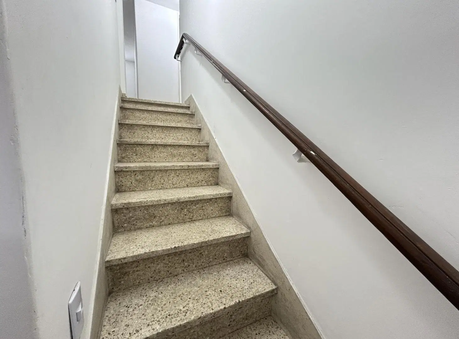 Departamento Comercial de 120 M2 en Venta, ideal para consultorios, en Barrio Norte. 8