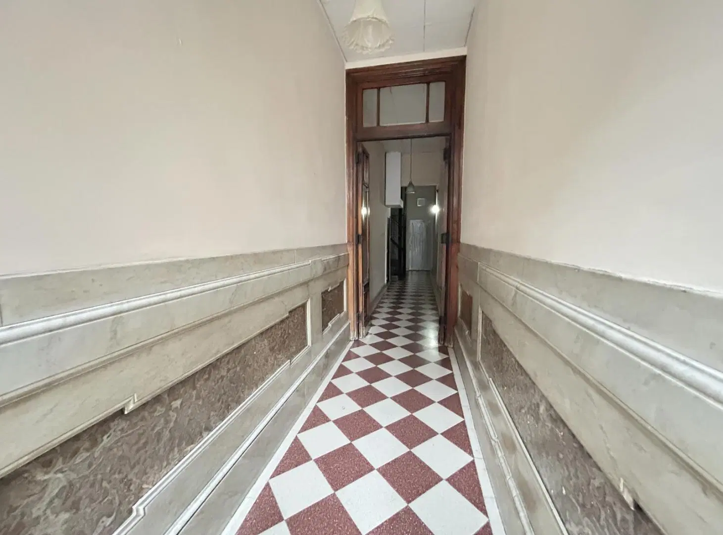 Departamento Comercial de 120 M2 en Venta, ideal para consultorios, en Barrio Norte. 5